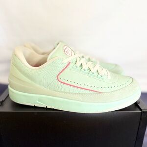 AUTHENTIC Jordan 2 Retro PE Low EYBL size 10.5 FQ3820-416727 PRE-OWNED